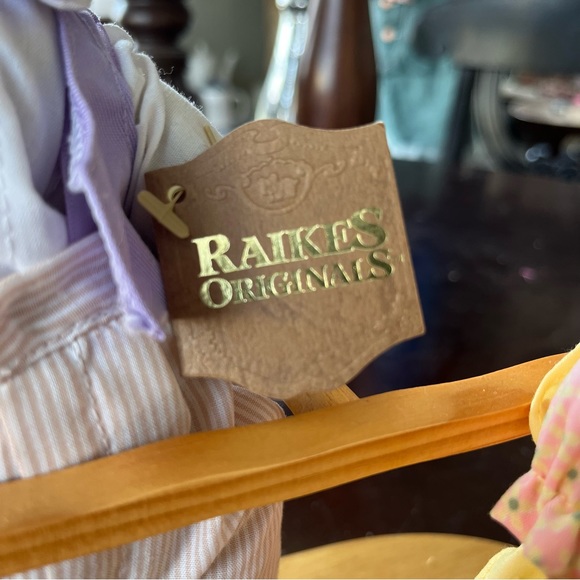 Raikes Originals THE HOPKINS Wood Carved Rabbit Couple w/ Fenced Stand Figures - Picture 12 of 13